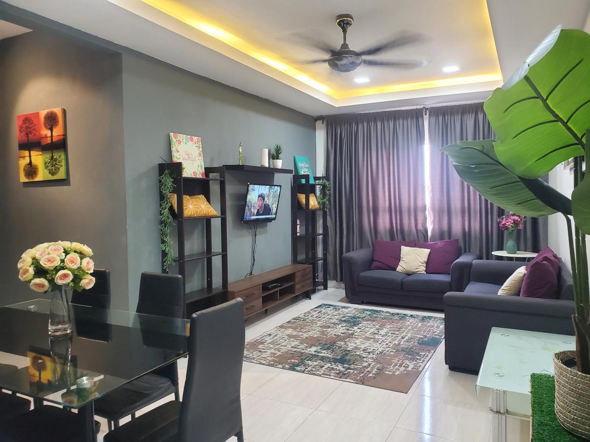 Casa Inderaloka Pantai Batu Buruk Apartment Kuala Terengganu Bagian luar foto